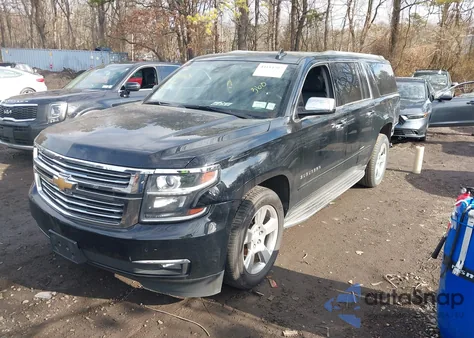 2017 Chevrolet Suburban Premier z USA, uszkodzony, nr VIN 1GNSKJKC1HR353569